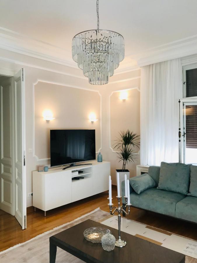 Knez Sima Jacuzzi, 3 Bedrooms, Balcony In Stari Grad Belgrado Esterno foto