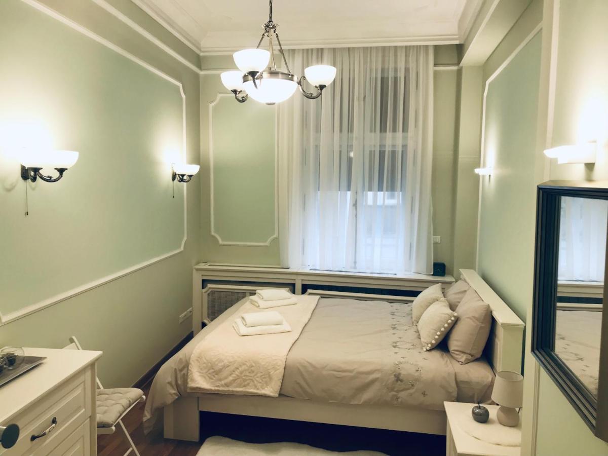 Knez Sima Jacuzzi, 3 Bedrooms, Balcony In Stari Grad Belgrado Esterno foto