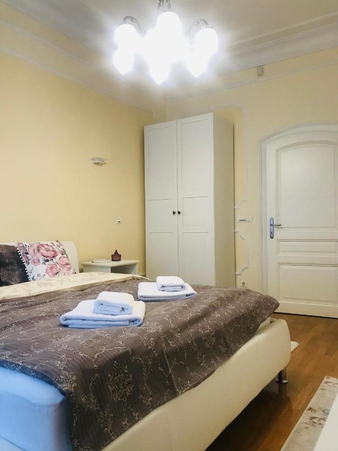 Knez Sima Jacuzzi, 3 Bedrooms, Balcony In Stari Grad Belgrado Esterno foto