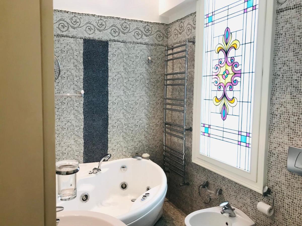 Knez Sima Jacuzzi, 3 Bedrooms, Balcony In Stari Grad Belgrado Esterno foto